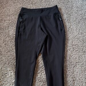 Sleek Black Women's Leggings